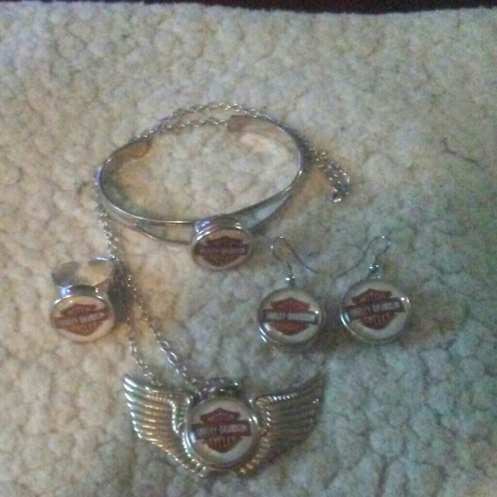 Harley Davidson snap jewelry set